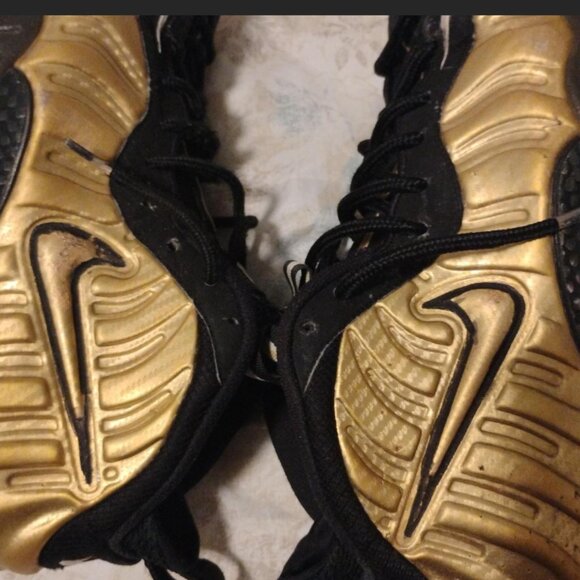 Metallic gold Foamposites - Picture 1 of 5